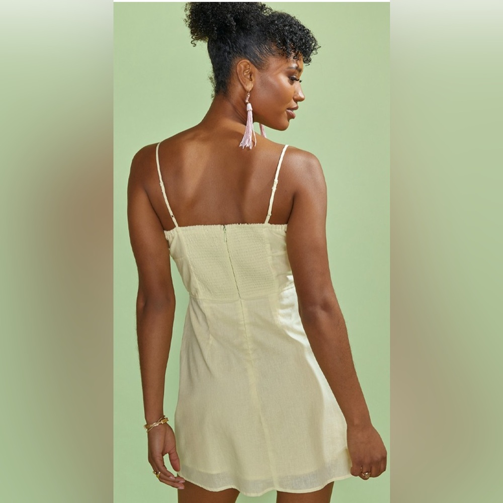 New Francesca’s Camille Square Neck Yellow Linen Mini Dress - Picture 4 of 6